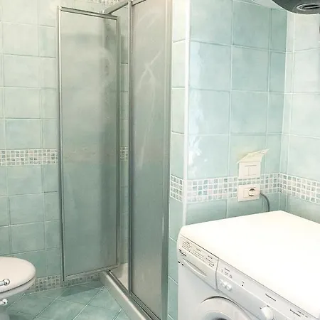 N011 - Numana, Nuovo Bilocale Con Giardino Сироло