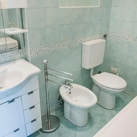 N011 - Numana, Nuovo Bilocale Con Giardino Lägenhet