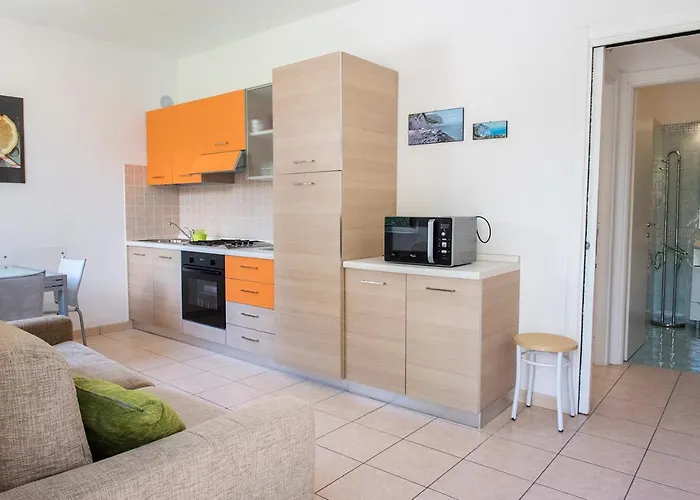 N011 - Numana, Nuovo Bilocale Con Giardino Sirolo