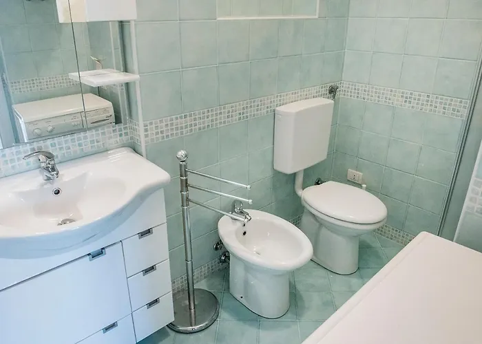 N011 - Numana, Nuovo Bilocale Con Giardino Διαμέρισμα